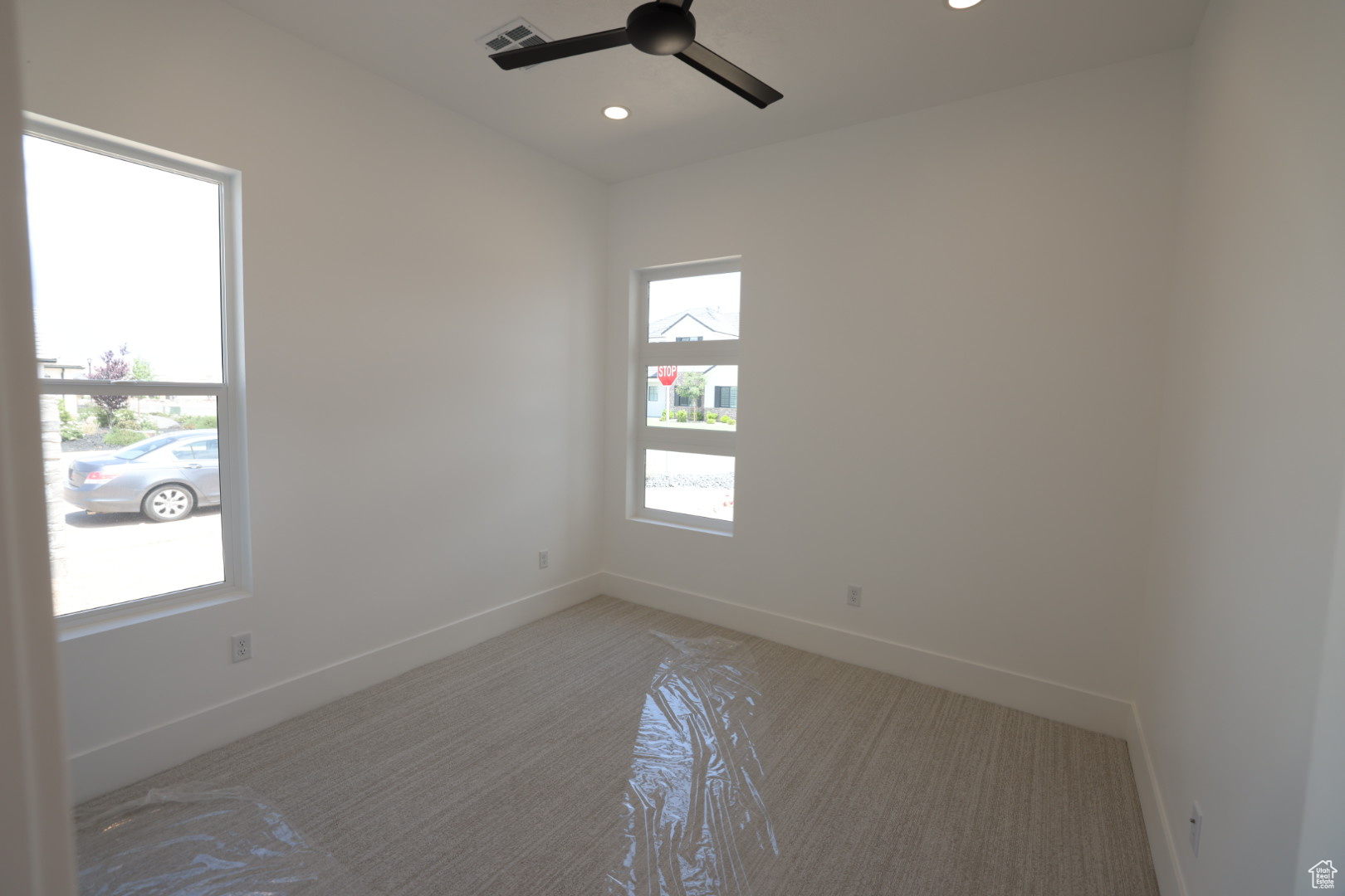 HAWKEYE POINT - Residential