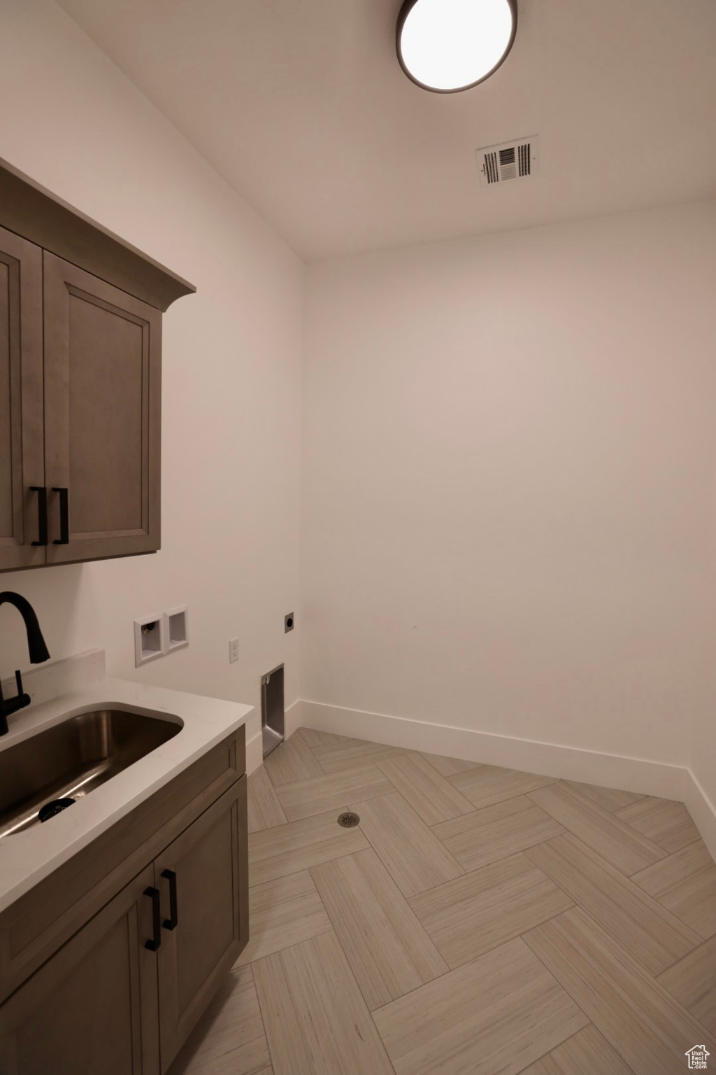 HAWKEYE POINT - Residential