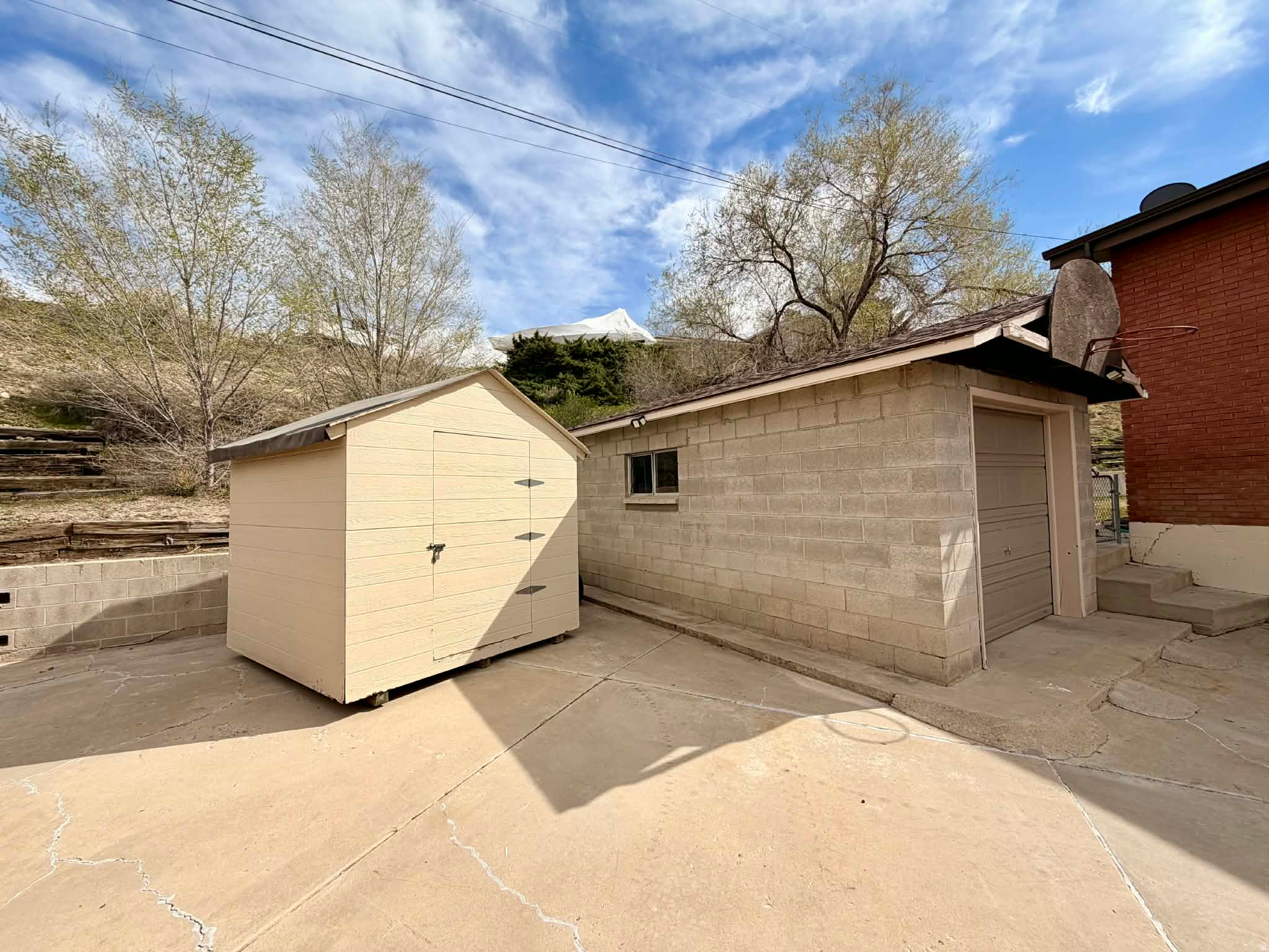 CRESTVIEW ADDITION - Residential