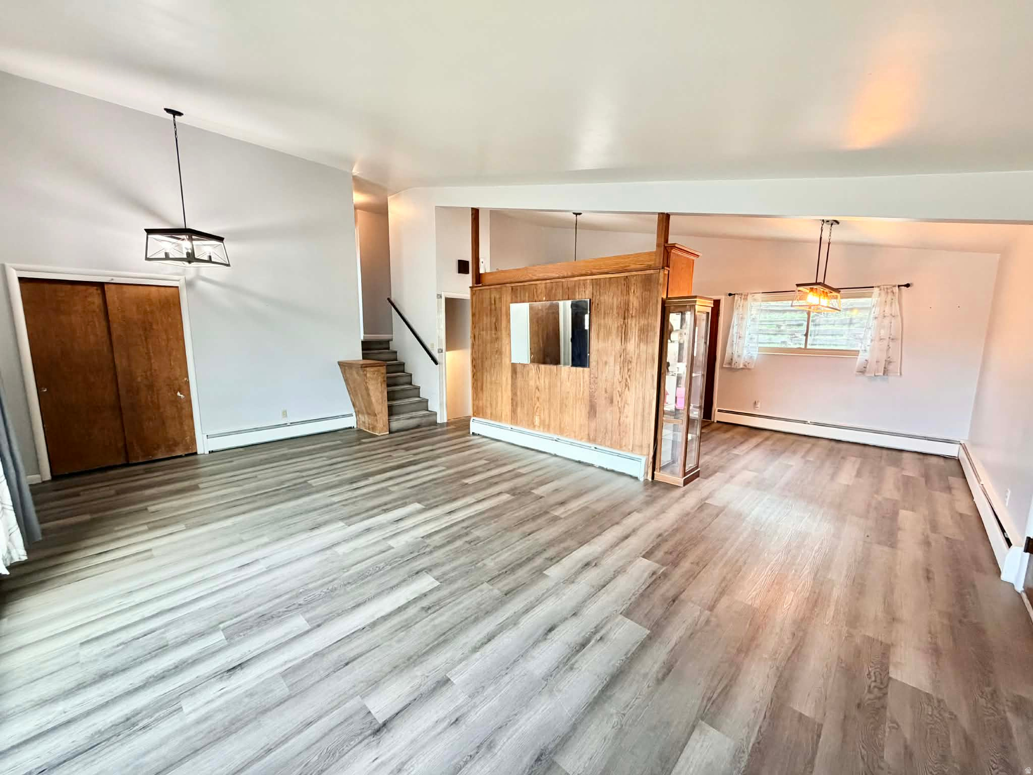 CRESTVIEW ADDITION - Residential