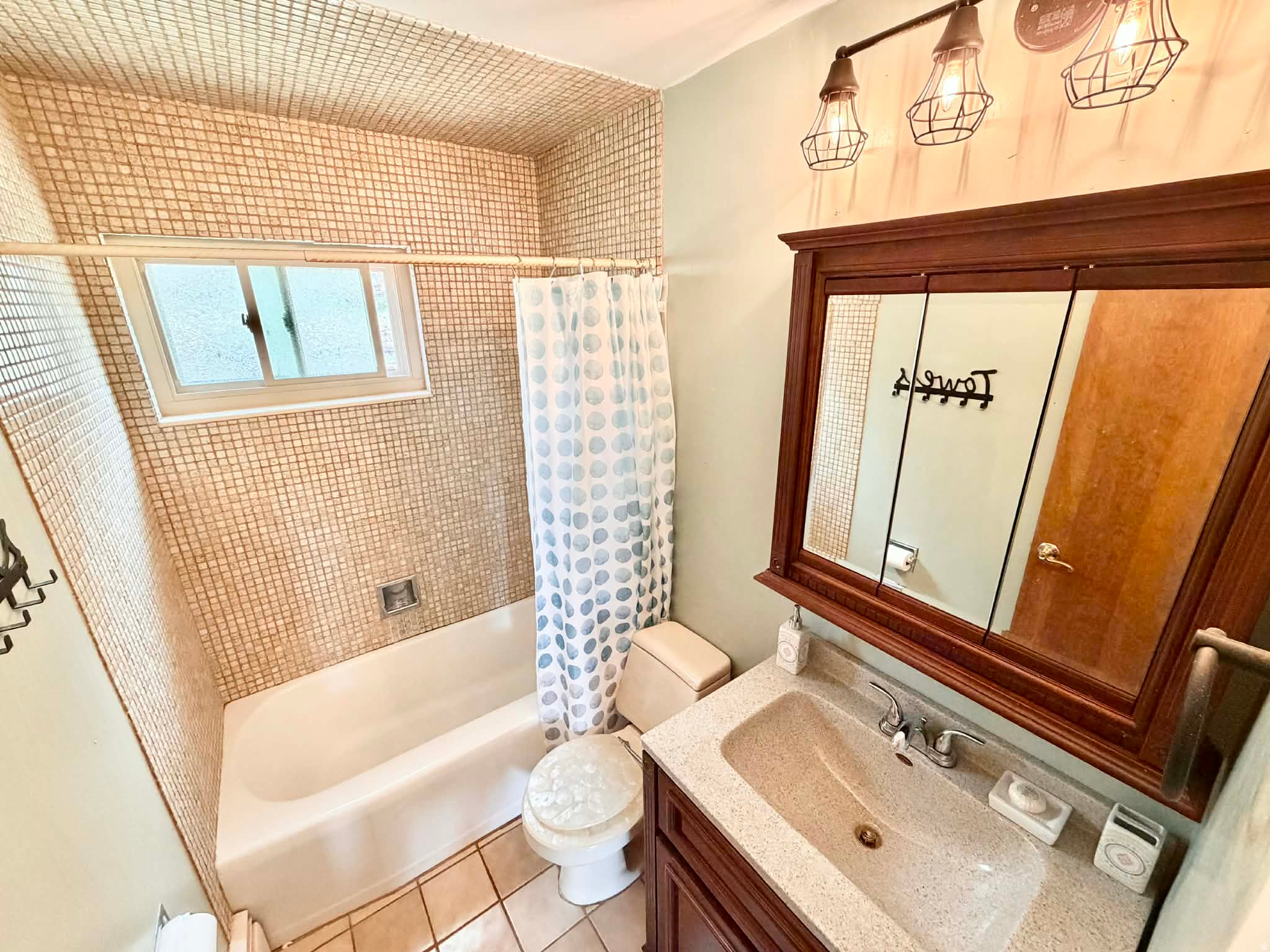 CRESTVIEW ADDITION - Residential