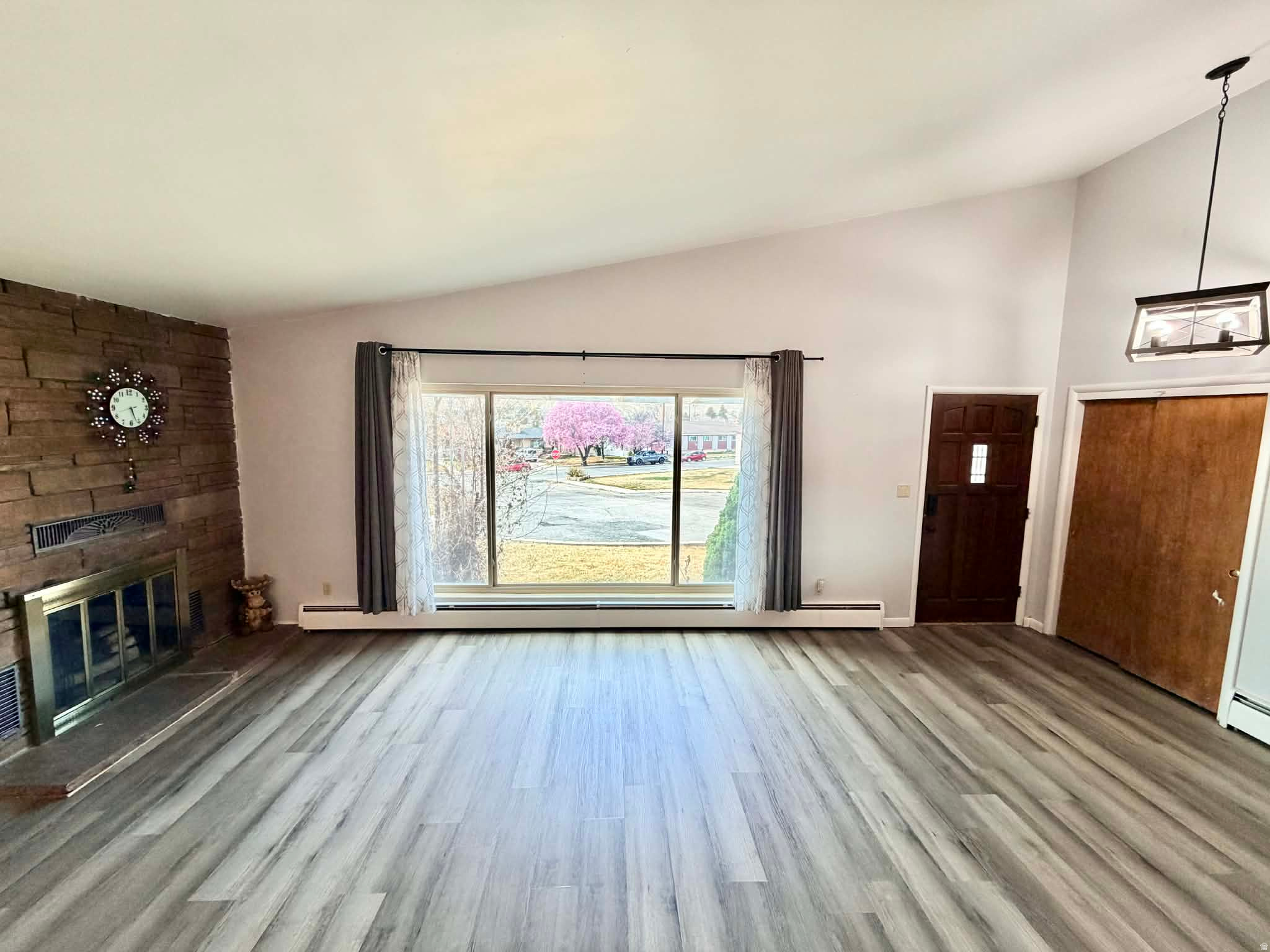 CRESTVIEW ADDITION - Residential