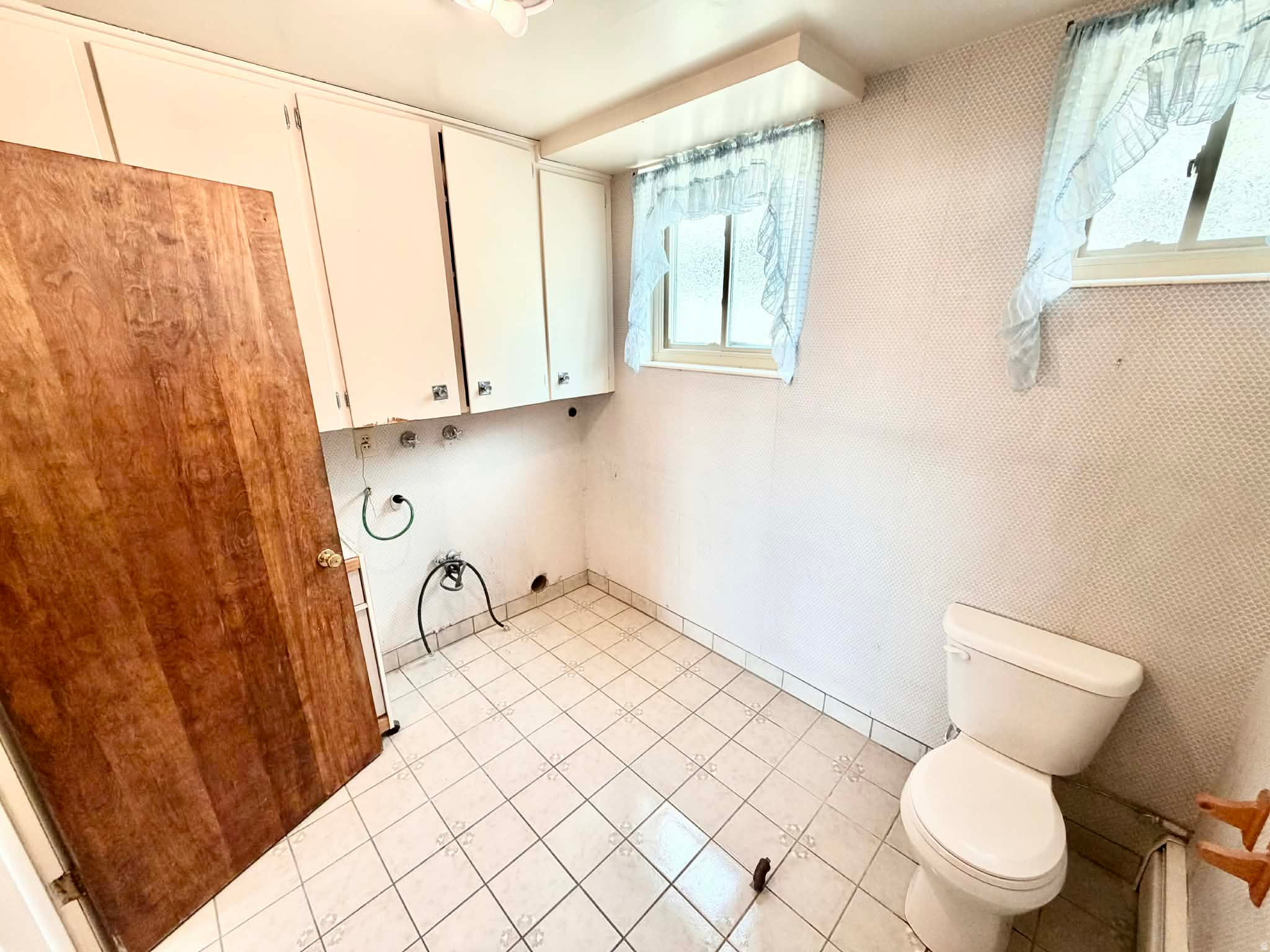 CRESTVIEW ADDITION - Residential