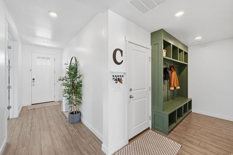 Tiny photo for 862 W 1080 S, American Fork, UT 84003 (MLS # 2169232)