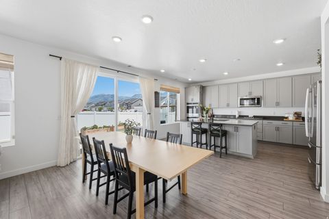 Tiny photo for 862 W 1080 S, American Fork, UT 84003 (MLS # 2169232)