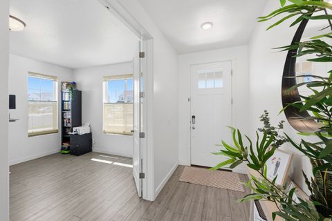Tiny photo for 862 W 1080 S, American Fork, UT 84003 (MLS # 2169232)