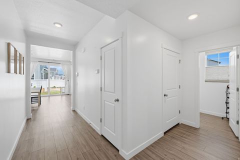 Tiny photo for 862 W 1080 S, American Fork, UT 84003 (MLS # 2169232)