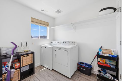 Tiny photo for 862 W 1080 S, American Fork, UT 84003 (MLS # 2169232)
