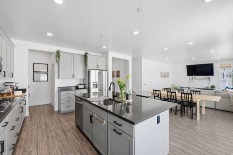 Tiny photo for 862 W 1080 S, American Fork, UT 84003 (MLS # 2169232)