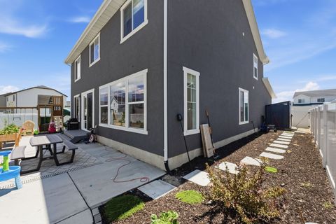 Tiny photo for 862 W 1080 S, American Fork, UT 84003 (MLS # 2169232)