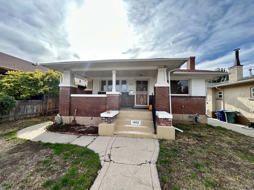 To be sold "as is" no repairs will be made. Square footage figures are provided as a courtesy estimate only and were obtained from tax data.  Buyer is advised to obtain an independent measurement.