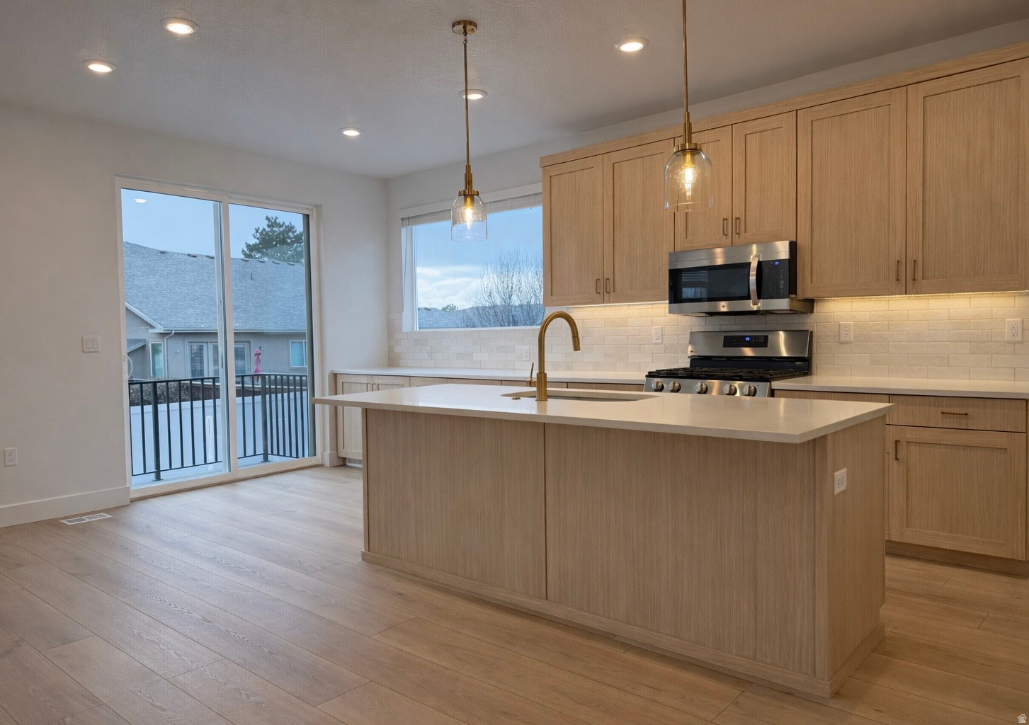 TRAILSIDE RESERVE - Residential