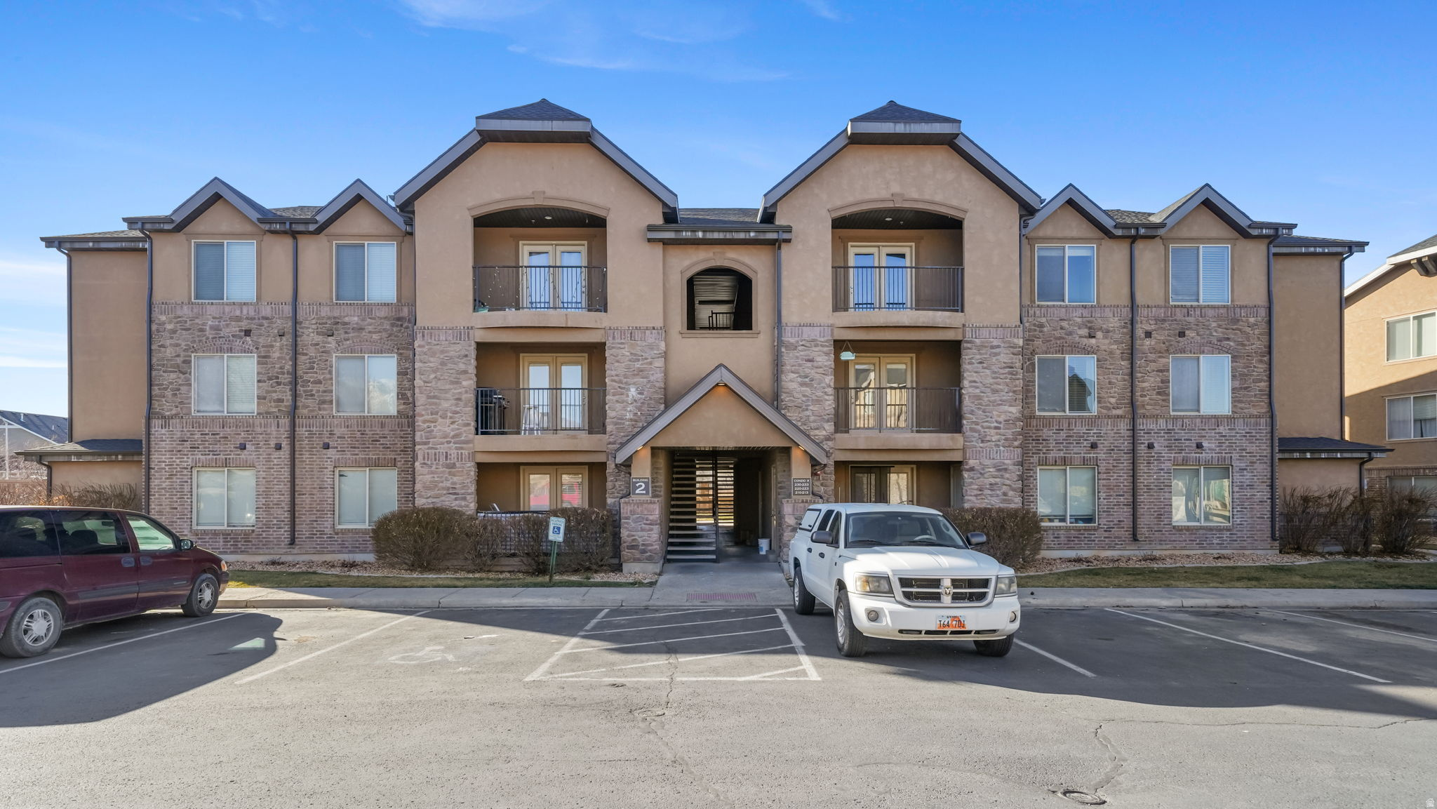 RIDGESTONE - Residential