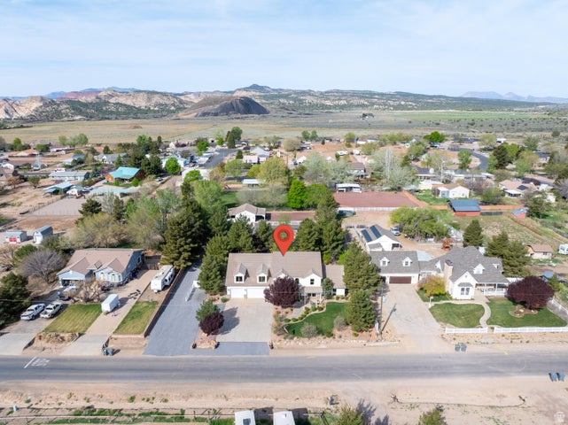 DIAMOND VALLEY ACRES - Residential
