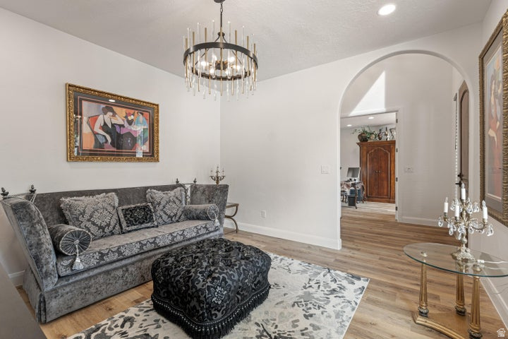 DIAMOND VALLEY ACRES - Residential