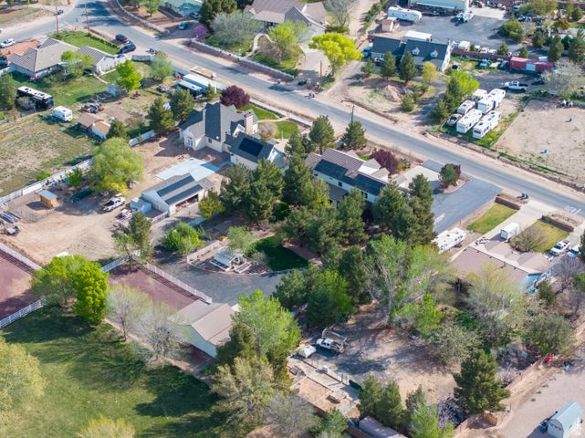 DIAMOND VALLEY ACRES - Residential