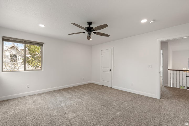 DIAMOND VALLEY ACRES - Residential