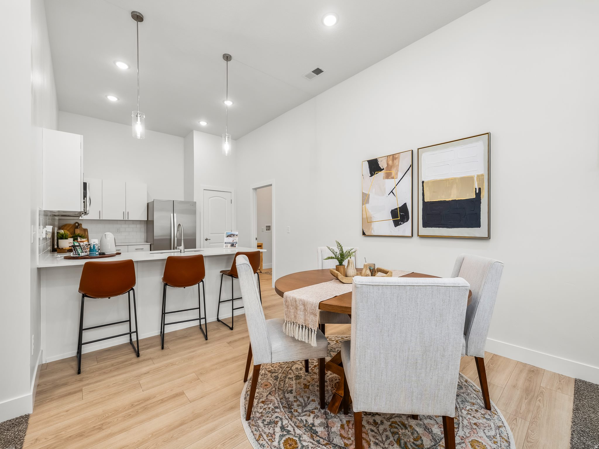 SARATOGA VIEW - Residential