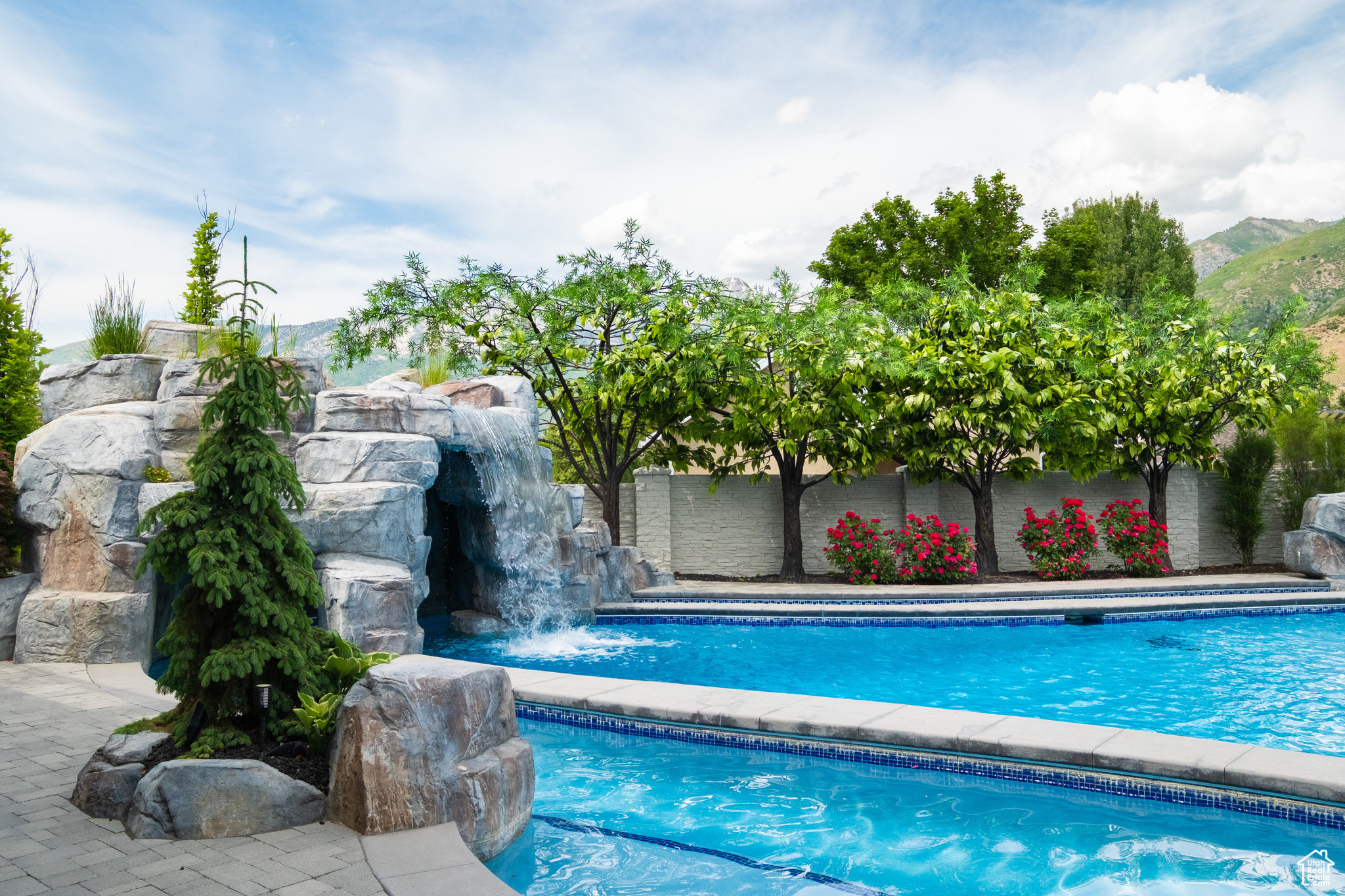 EAST MOUNTAIN ESTATES - Residential