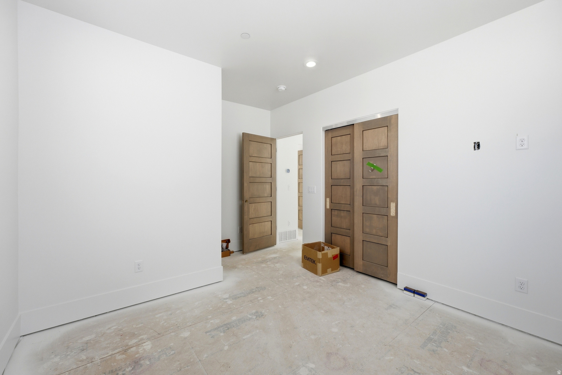 VILLAS AT VISTA POINT - Residential