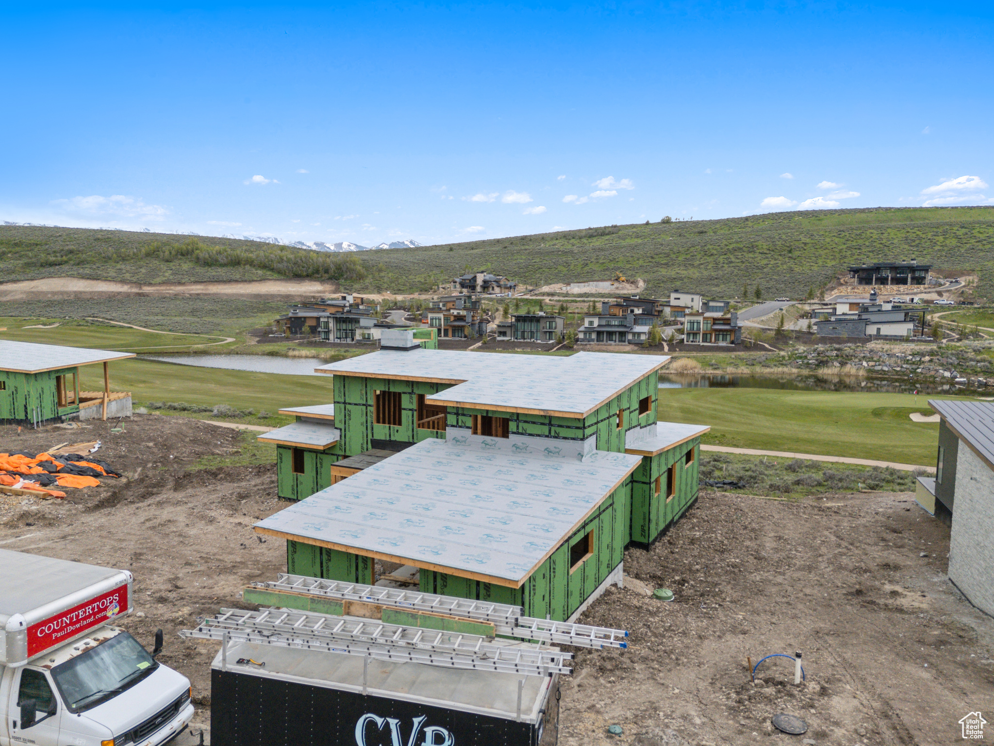 VILLAS AT VISTA POINT - Residential