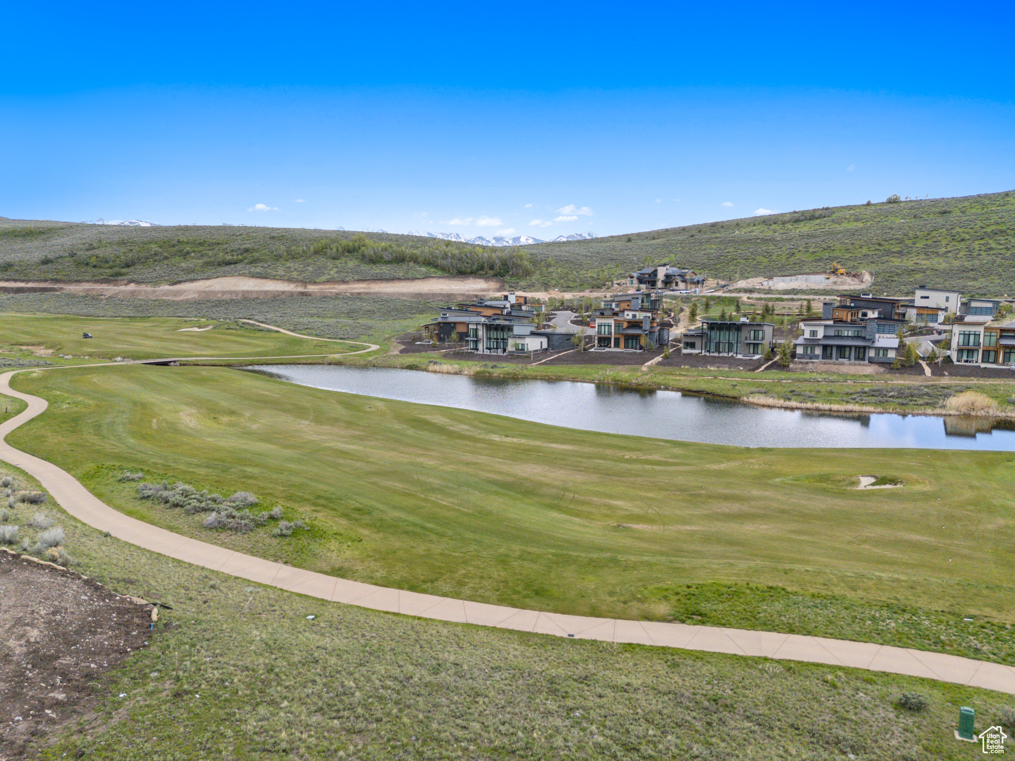 VILLAS AT VISTA POINT - Residential