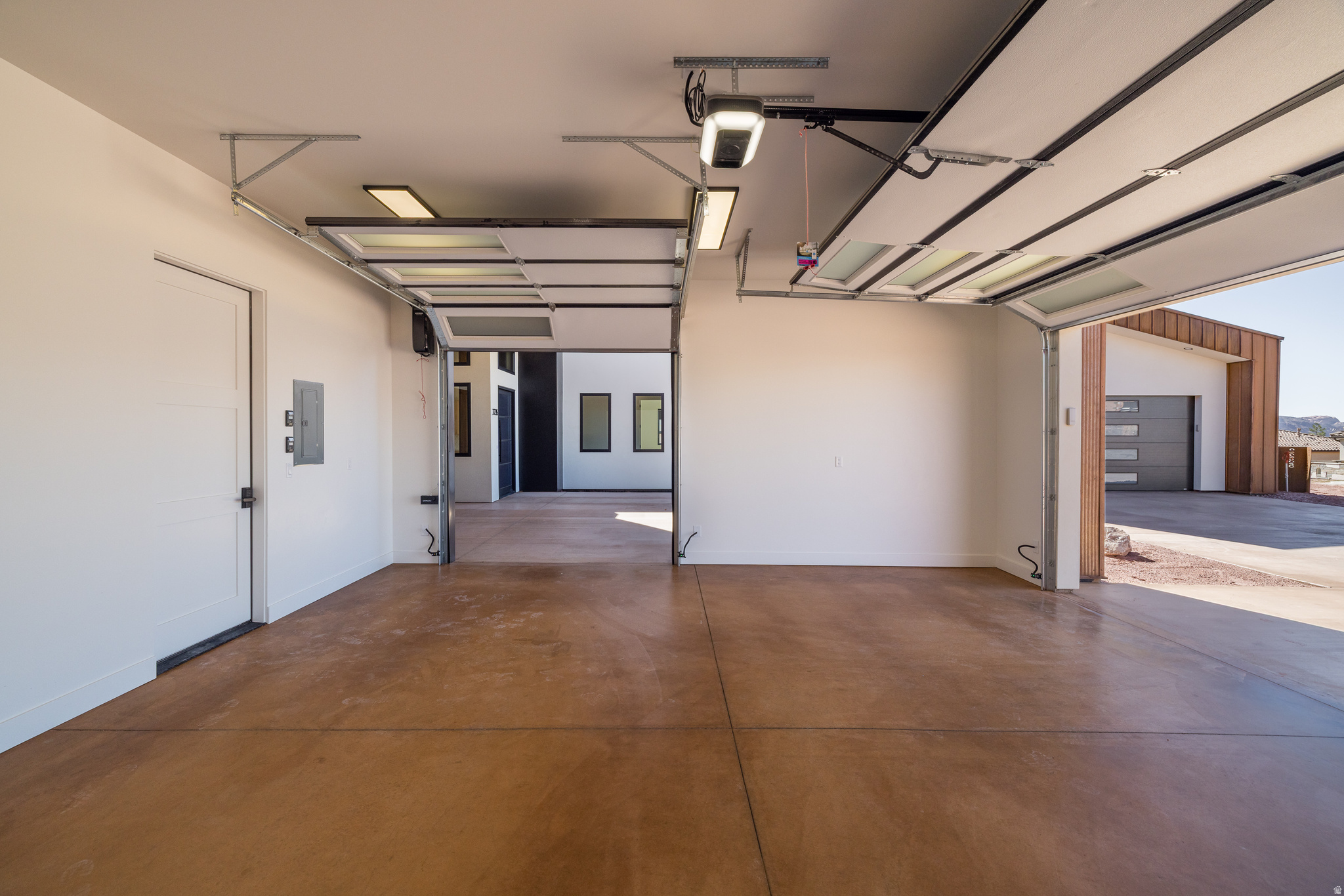 PUESTA DEL SOL - Residential