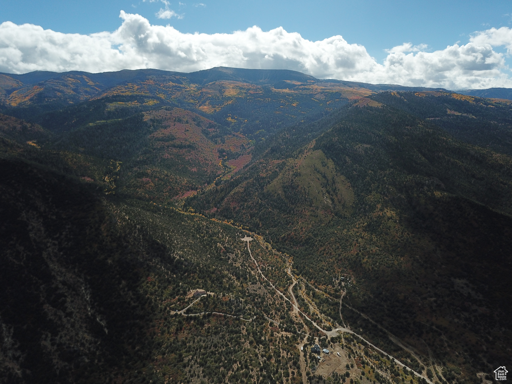 HORSESHOE MOUNTAIN R - Land