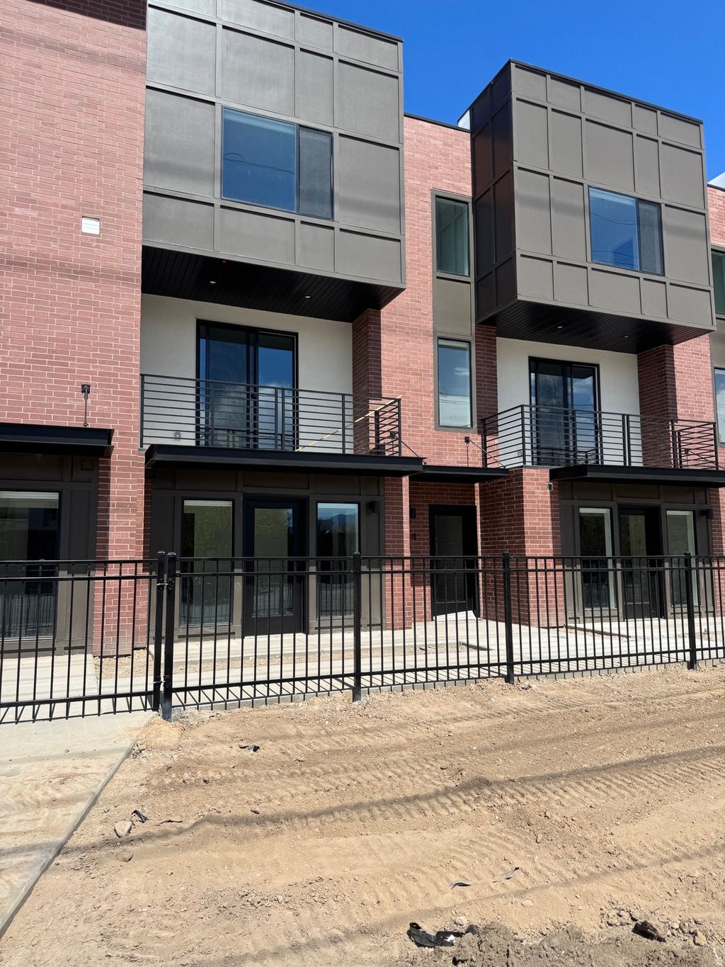 Photo of 614 E ELEANOR CV S #31, Salt Lake City, UT 84107 (MLS # 2149365)