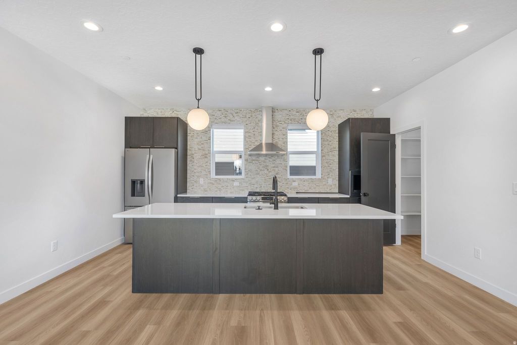 Photo of 614 E ELEANOR CV S #31, Salt Lake City, UT 84107 (MLS # 2149365)