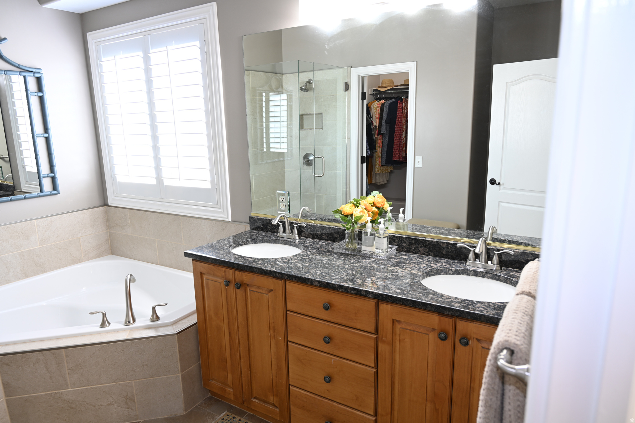 THE COTTAGES - Residential