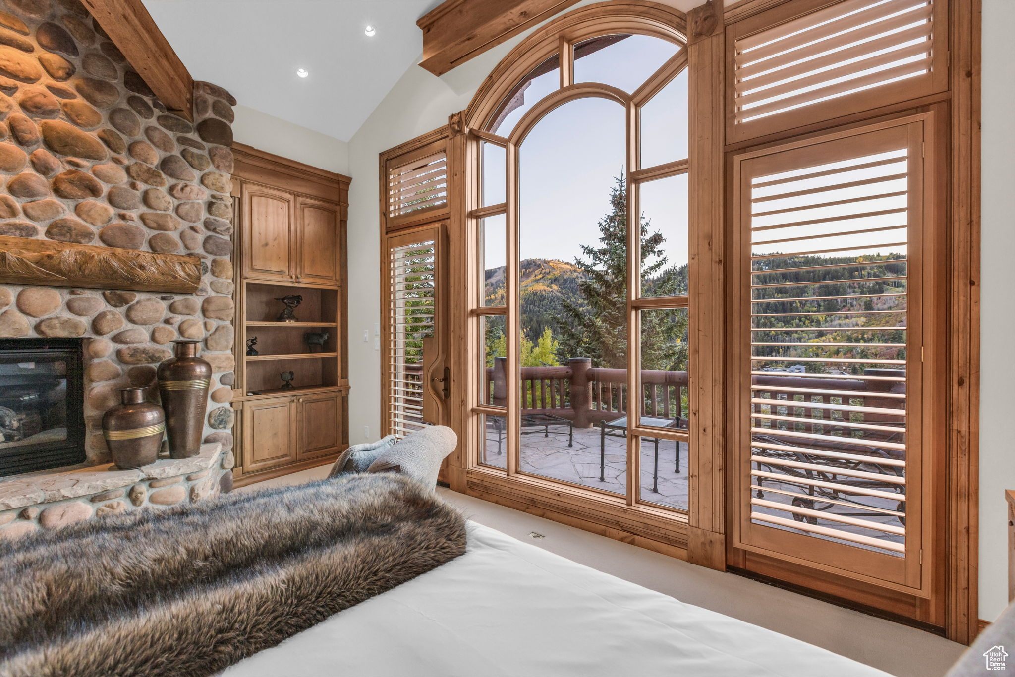 DEER CREST ESTATES - Residential