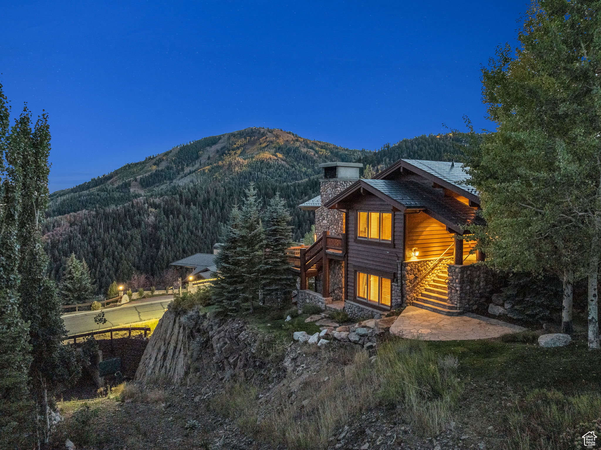 DEER CREST ESTATES - Residential