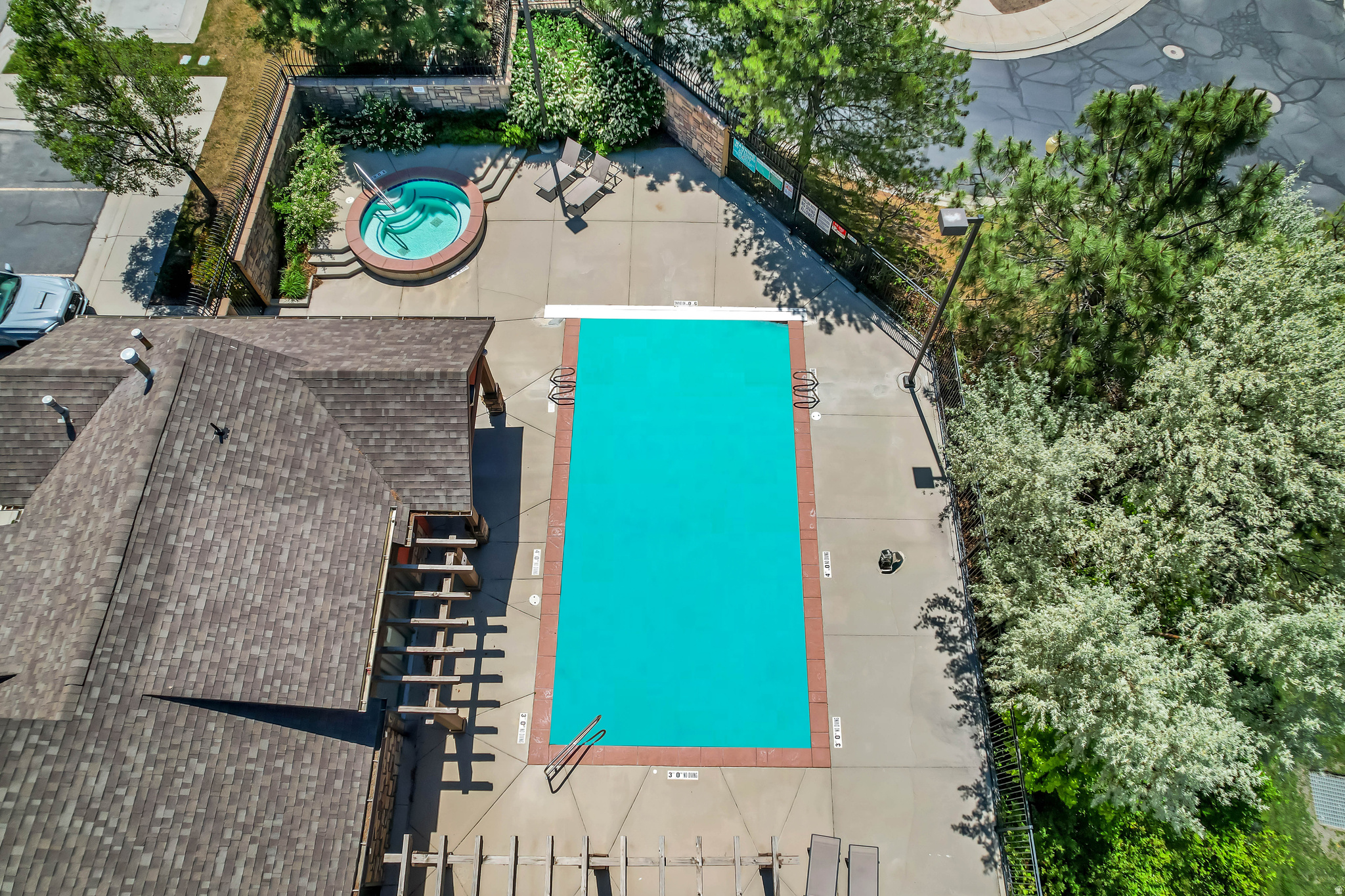CHANDLER POINT - Residential