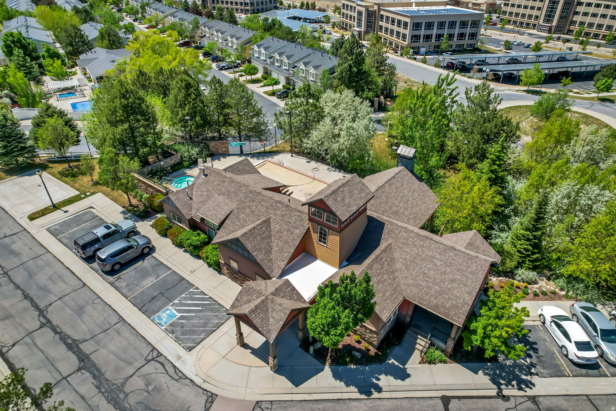 CHANDLER POINT - Residential