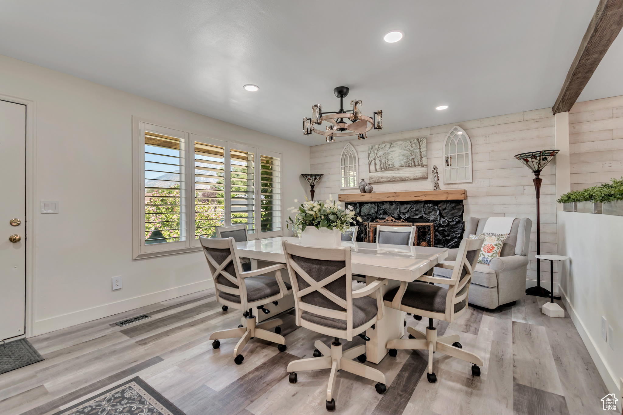 MANORLY COURT - Residential