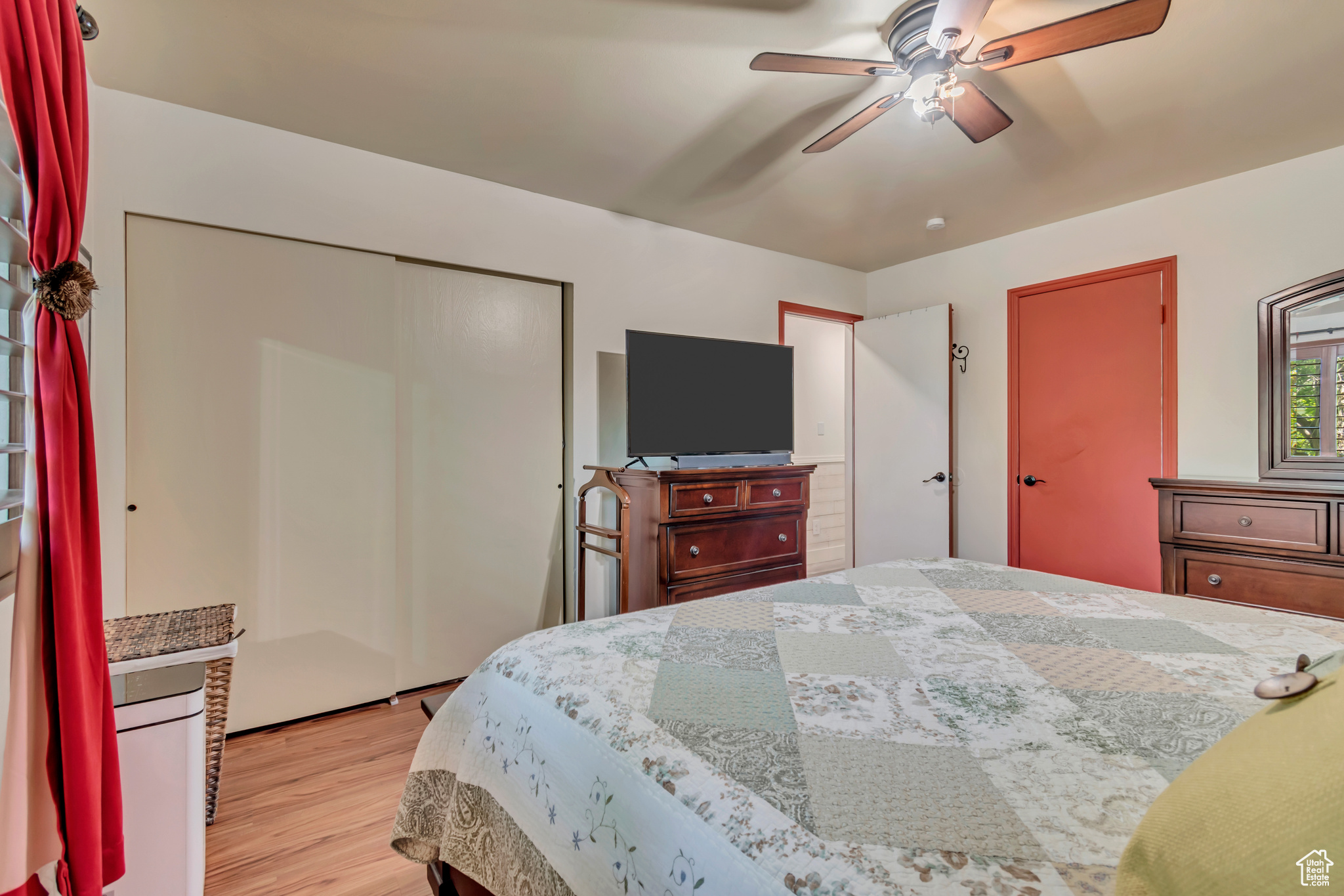 MANORLY COURT - Residential