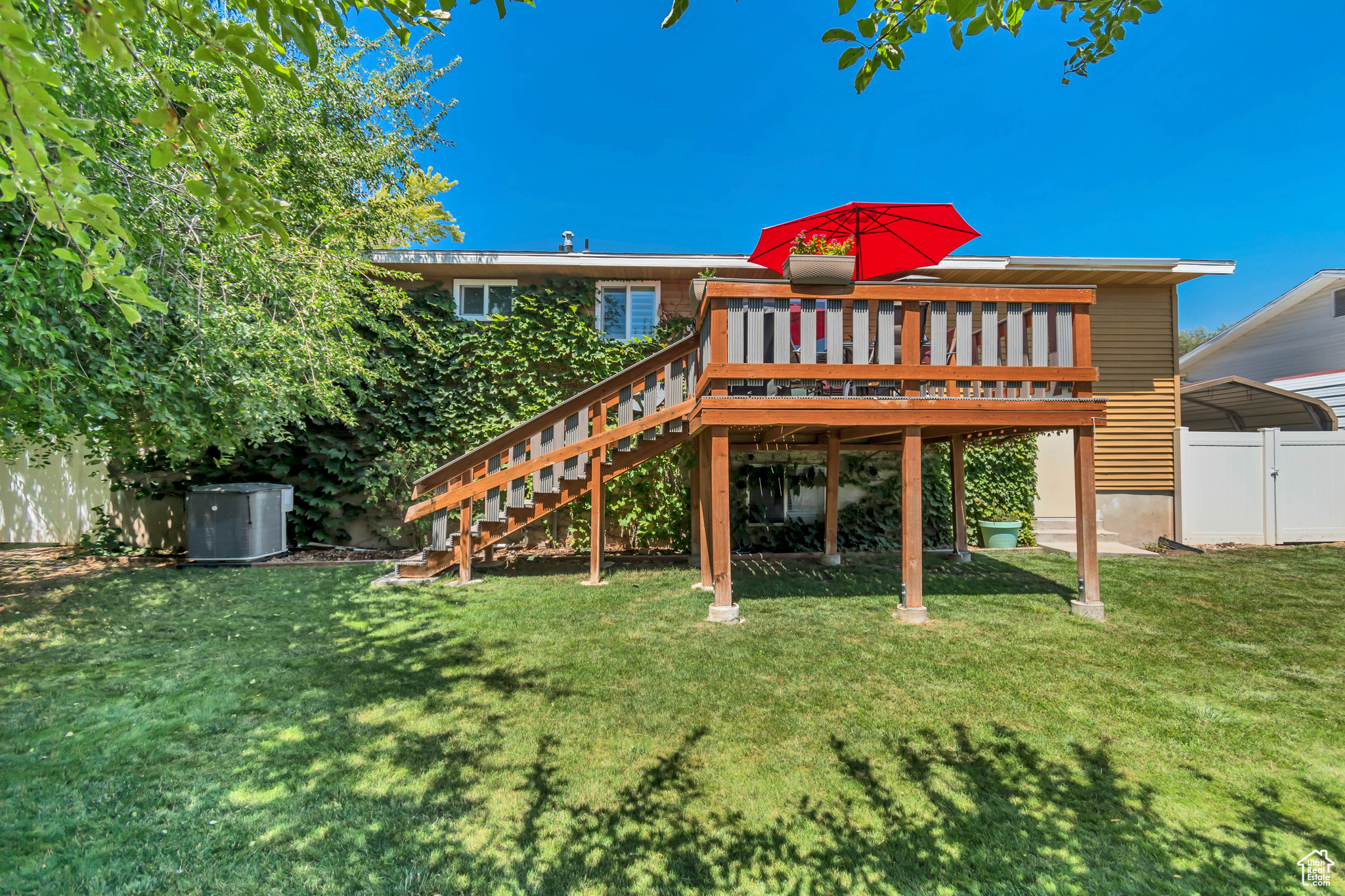 MANORLY COURT - Residential