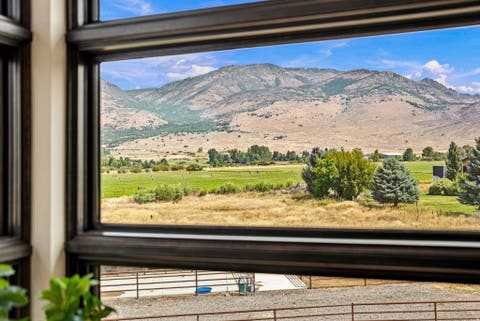 Tiny photo for 1315 N 6900 E, Huntsville, UT 84317 (MLS # 2178238)