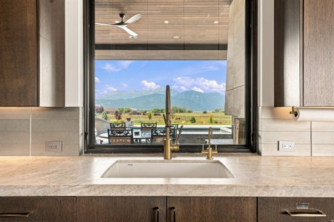 Tiny photo for 1315 N 6900 E, Huntsville, UT 84317 (MLS # 2178238)