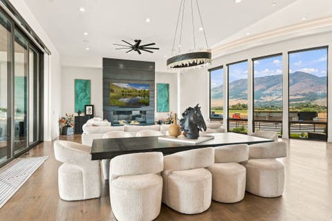 Tiny photo for 1315 N 6900 E, Huntsville, UT 84317 (MLS # 2178238)