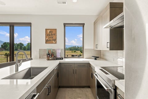 Tiny photo for 1315 N 6900 E, Huntsville, UT 84317 (MLS # 2178238)