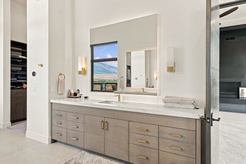 Tiny photo for 1315 N 6900 E, Huntsville, UT 84317 (MLS # 2178238)