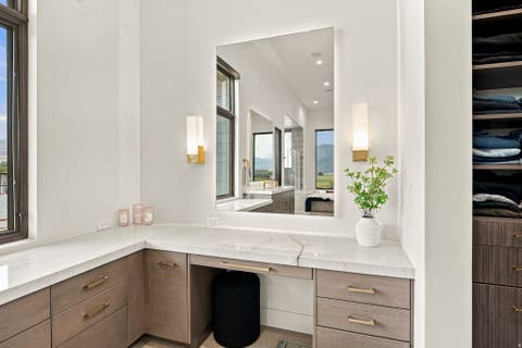 Tiny photo for 1315 N 6900 E, Huntsville, UT 84317 (MLS # 2178238)