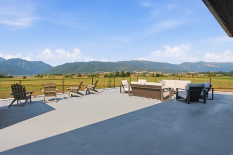 Tiny photo for 1315 N 6900 E, Huntsville, UT 84317 (MLS # 2178238)