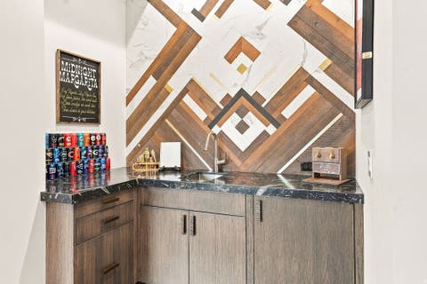 Tiny photo for 1315 N 6900 E, Huntsville, UT 84317 (MLS # 2178238)