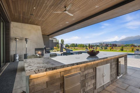 Tiny photo for 1315 N 6900 E, Huntsville, UT 84317 (MLS # 2178238)
