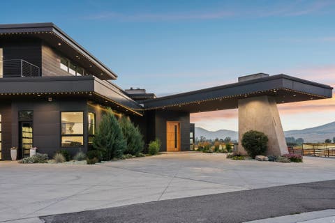 Tiny photo for 1315 N 6900 E, Huntsville, UT 84317 (MLS # 2178238)