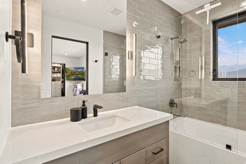 Tiny photo for 1315 N 6900 E, Huntsville, UT 84317 (MLS # 2178238)