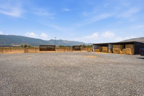 Tiny photo for 1315 N 6900 E, Huntsville, UT 84317 (MLS # 2178238)